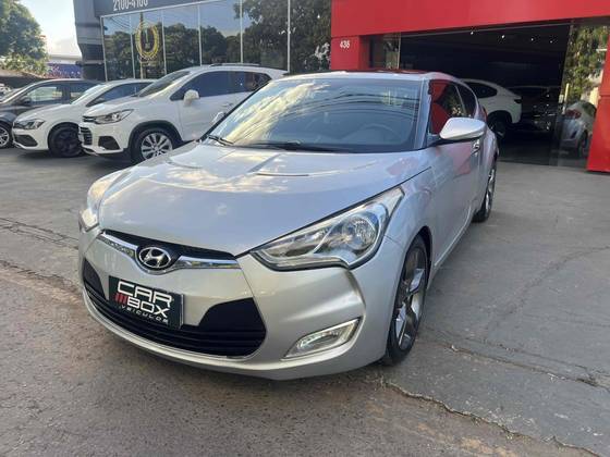HYUNDAI VELOSTER 1.6 16V GASOLINA 3P AUTOMÁTICO HYUNDAI VELOSTER 1.6 16V GASOLINA 3P AUTOMÁTICO
